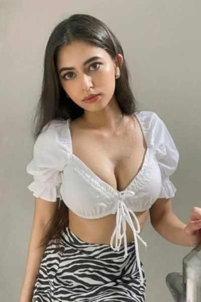 Housewife Celebrity Escorts In Chandigarh